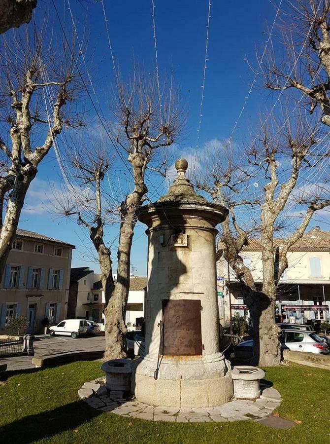 Gite Fa Mille Maison Bleu Robion en Luberon Εξωτερικό φωτογραφία